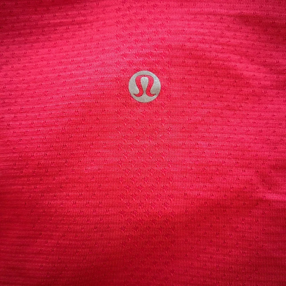 Women’s Size 10 Raspberry Swiftly Tech - Picture 3 of 3